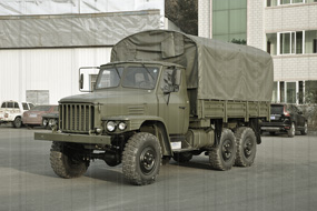 一代經(jīng)典 東風EQ2082E6D越野軍用車