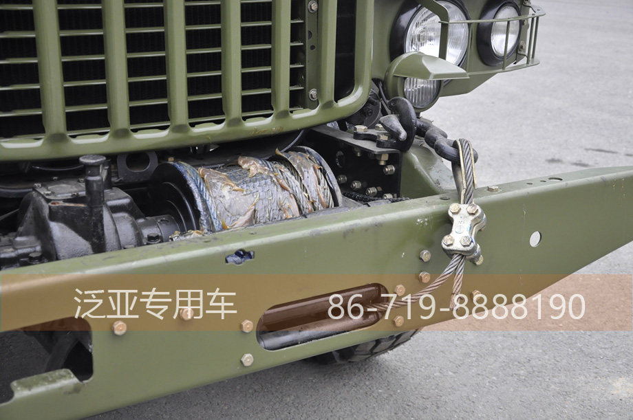 東風(fēng)經(jīng)典軍車,東風(fēng)EQ,EQ2082,六驅(qū)長頭軍車,東風(fēng)140,東風(fēng)25Y,六驅(qū)底盤改裝,建設(shè)第二汽車廠,軍車絞盤,十堰汽車改裝,中國車輛發(fā)展,EQ240