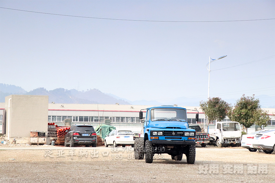 東風(fēng)240,尖頭六驅(qū)底盤, eq2802,長頭6x6越野卡車,6X6運兵車