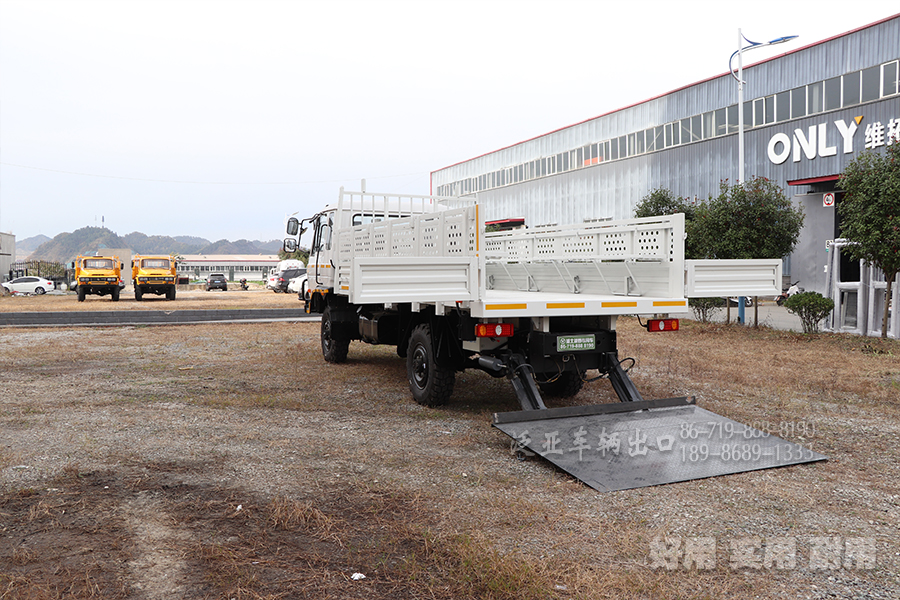 東風(fēng)六驅(qū),越野專用車底盤,東風(fēng)EQ2070,長頭越野卡車,東風(fēng)雙排駕駛室,東風(fēng)4X4,145平頭液壓尾板載貨汽車,東風(fēng)越野運(yùn)輸車,東風(fēng)4驅(qū)EQ2070