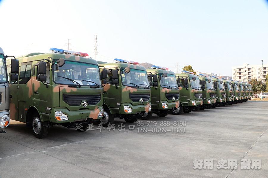 <strong>東風(fēng)4×4森林消防運兵車,東風(fēng)四驅(qū)越野客車順利交付客戶</strong>