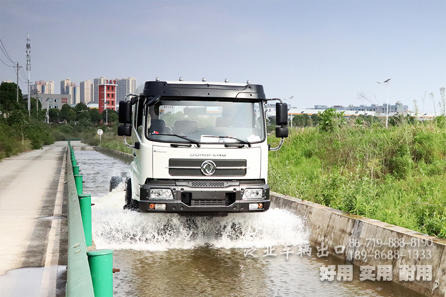 4*4天錦,排半自卸底盤,東風(fēng)四驅(qū)越野專用車,越野專用底盤,東風(fēng)天錦自卸車底盤