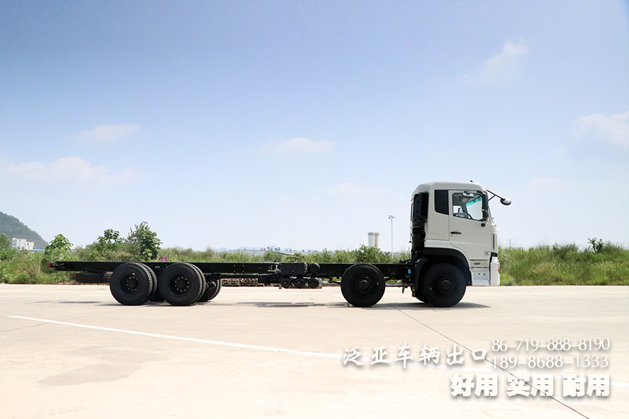 8*4天錦,排半平板底盤,東風四驅越野專用車,越野專用底盤,東風天錦底盤改裝