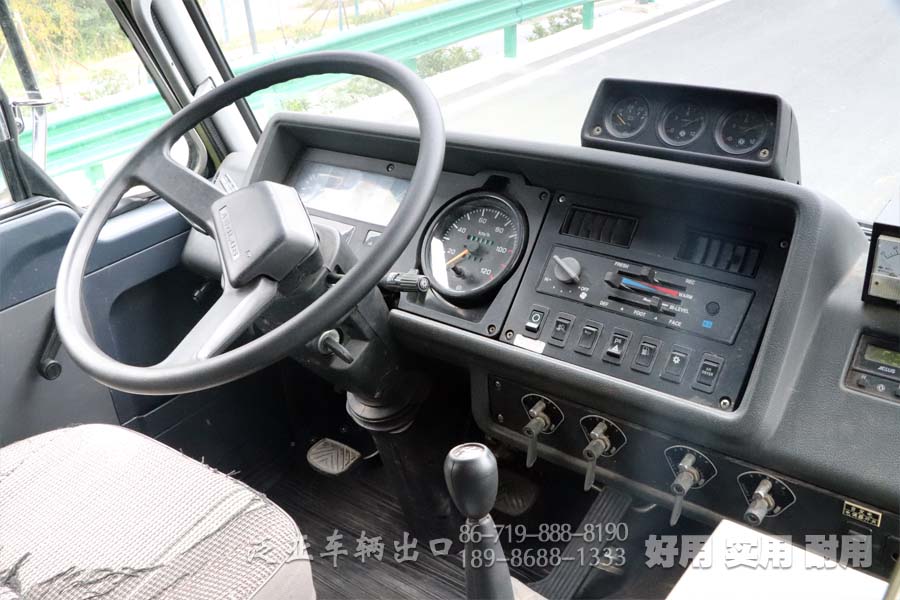 東風六驅越野卡車， 后援保障車，維修保障車，EQ2102,六驅越野車，東風六驅