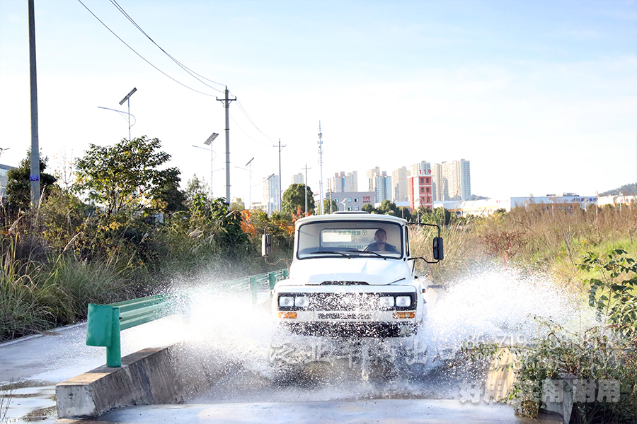 東風(fēng)四驅(qū),尖頭越野卡車,越野卡車底盤, EQ1093底盤,底盤出口,專用車底盤 ,4*4東風(fēng)卡車底盤,EQ1093改裝廠家,底盤廠家