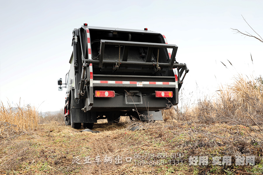 壓縮式垃圾車,9立方垃圾車,東風(fēng)環(huán)衛(wèi)車,垃圾車廠家,垃圾車銷售,4*2垃圾車