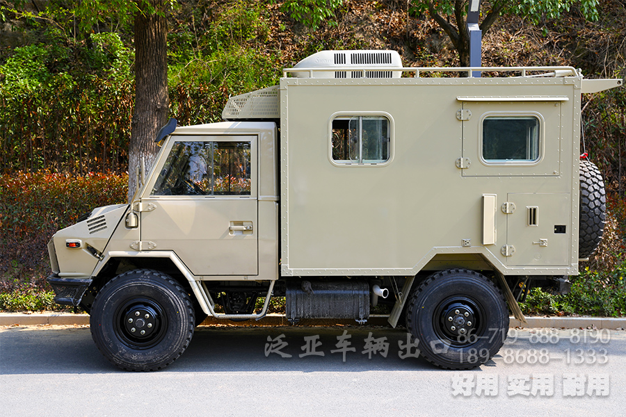 依維柯2046,越野型旅居房車,移動辦公房車,房車定制改裝,戶外辦公車