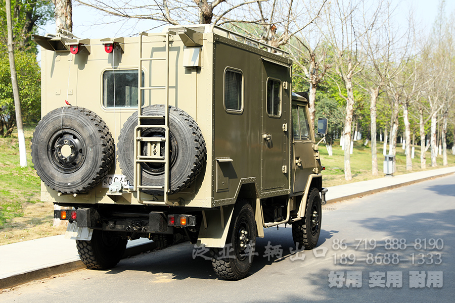 依維柯2046,越野型旅居房車,移動辦公房車,房車定制改裝,戶外辦公車