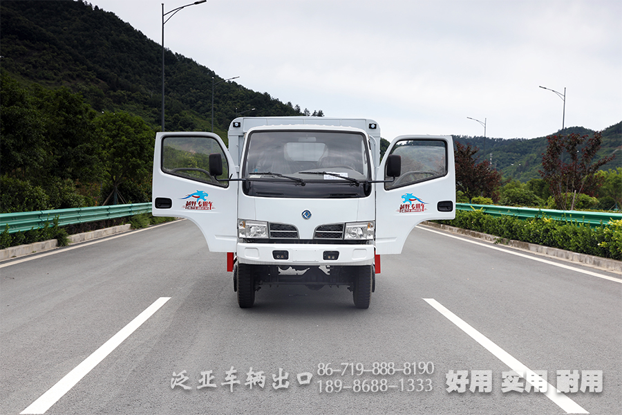 東風(fēng)四驅(qū),東風(fēng)柵欄載貨車,4×4小型柴油倉柵車,全驅(qū)越野專用車,3.8米柵欄載貨車,越野專用車廠家,商用小微卡廠家,四驅(qū)輕型貨車