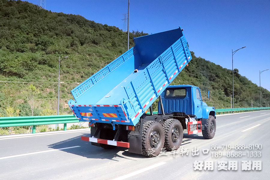 EQ2100自卸汽車,5噸尖頭自卸車,東風(fēng)藍(lán)自卸車,出口車專供,六驅(qū)自卸車,6*6公路運(yùn)輸車