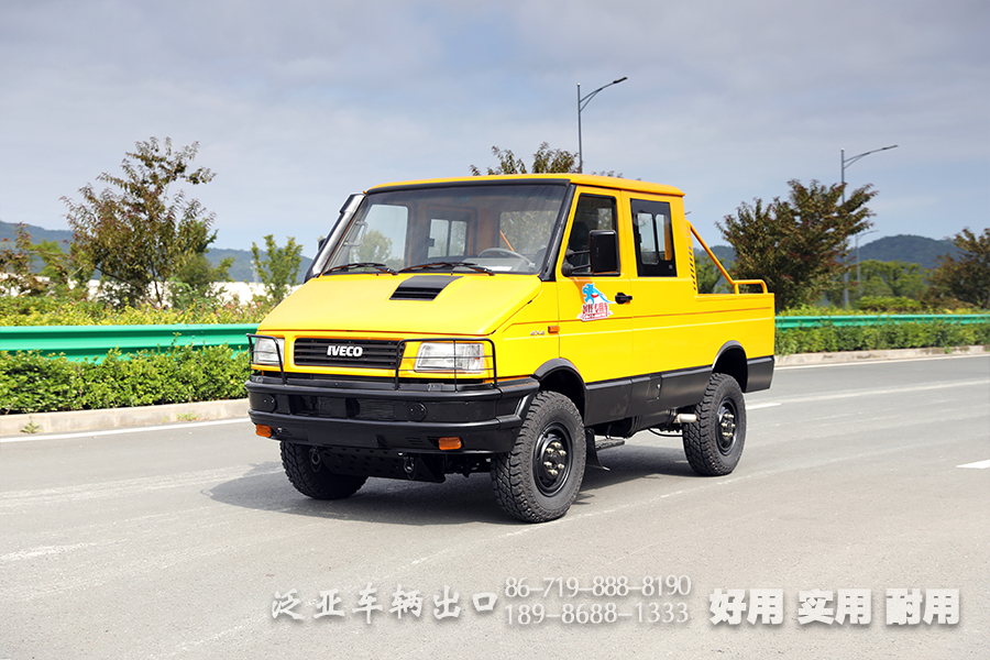 四驅(qū)依維柯短頭雙排小貨車_3噸小型6人座越野卡車_經(jīng)典依維柯2045改裝車型