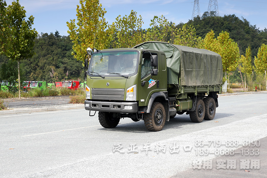 東風(fēng)6x6平頭越野貨車_EQ2082柴油越野卡車_東風(fēng)240民用越野運輸車出口