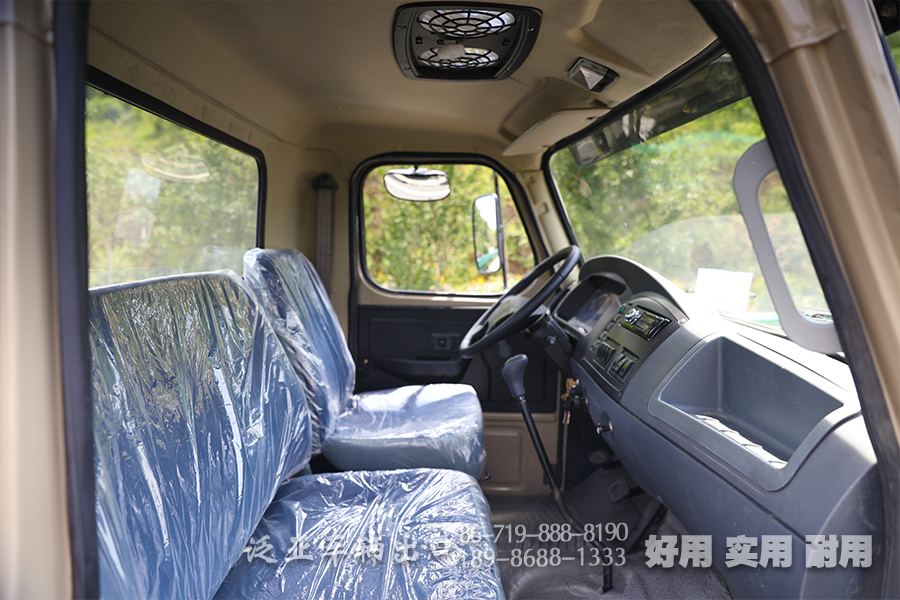 東風(fēng)四驅(qū),東風(fēng)4X4,東風(fēng)平頭,東風(fēng)尖頭,東風(fēng)153駕駛室,東風(fēng)240,EQ240,越野專用車,東風(fēng)四驅(qū)出口,東風(fēng)平頭卡車