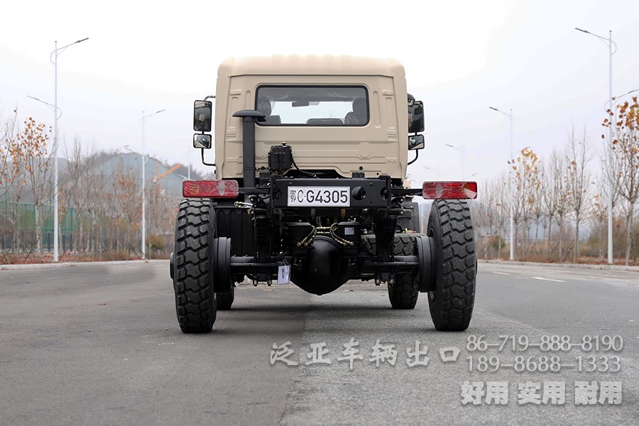 東風(fēng)4x4，東風(fēng)四驅(qū)，東風(fēng)大馬力卡車，手動(dòng)八檔卡車，大馬力底盤出口