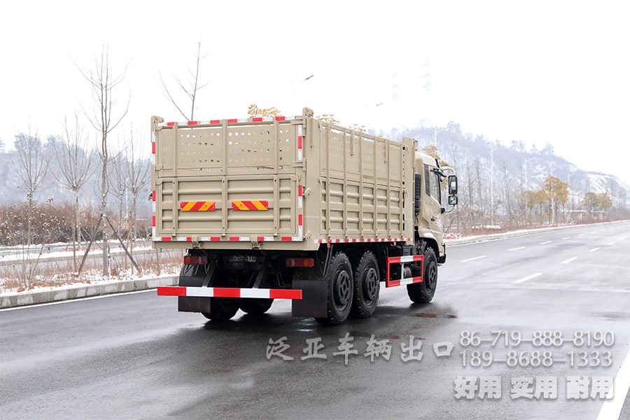 東風(fēng)六驅(qū)。東風(fēng)6x6，東風(fēng)大馬力越野卡車(chē)，天錦駕駛室卡車(chē)、210馬力卡車(chē)