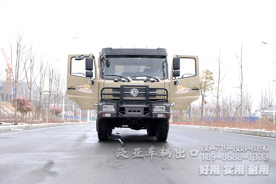 <strong>生來注定不平凡的東風(fēng)六驅(qū)6x6大馬力越野自卸車</strong>