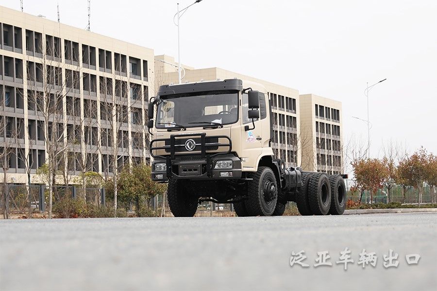 東風(fēng)六驅(qū)6x6后八輪越野專用車底盤