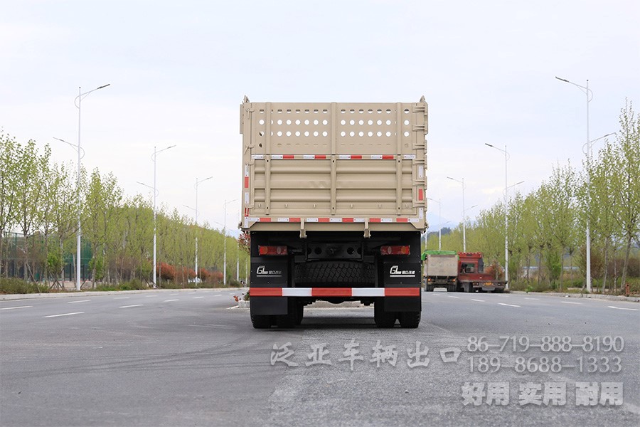 全驅(qū)自卸車，三橋自卸車，東風自卸車，東風六驅(qū)，后八輪自卸車，東風6×6，東風越野卡車，六驅(qū)自卸車，東風后八輪，后八輪卡車，全驅(qū)后八輪