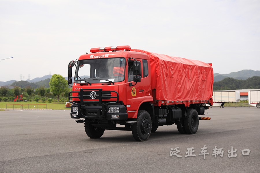 東風(fēng)4x2大馬力越野卡車(chē)消防救援車(chē)_平頭排半駕駛室越野運(yùn)輸車(chē)