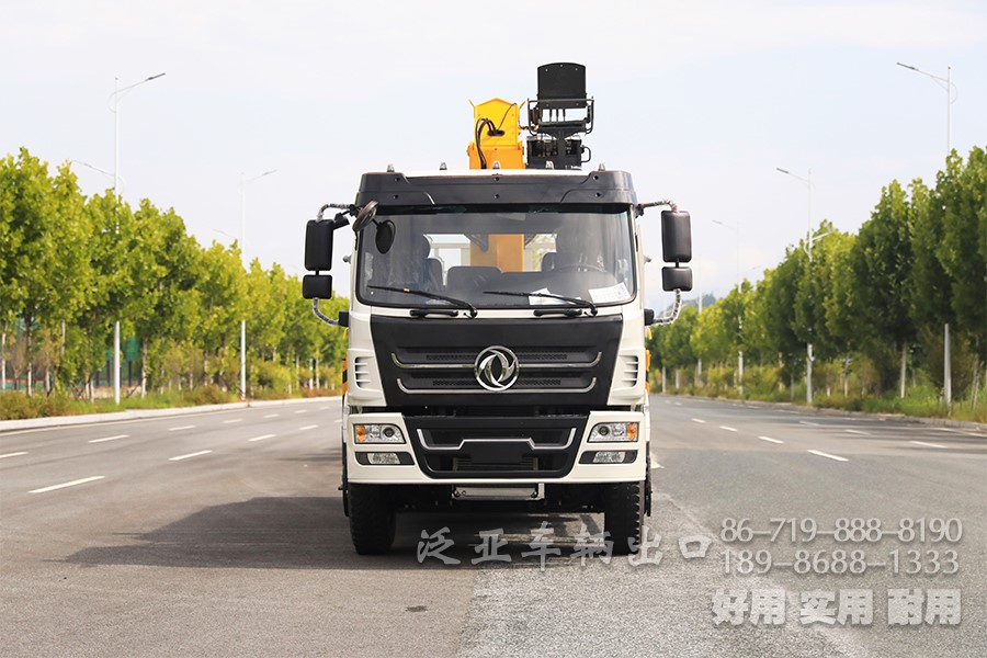 吊車，8噸吊車，隨車起重運輸車，東風吊車，手動10檔隨車起重運輸車