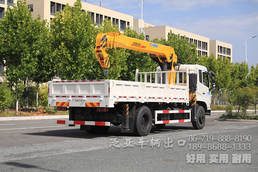 吊車，8噸吊車，隨車起重運輸車，東風吊車，手動10檔隨車起重運輸車